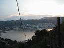z�liv s hlavn�m m�stem ostrova od jihu